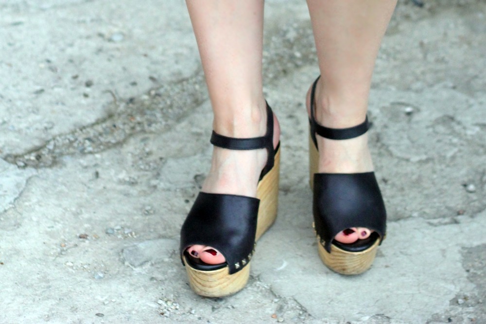 zara-wedges