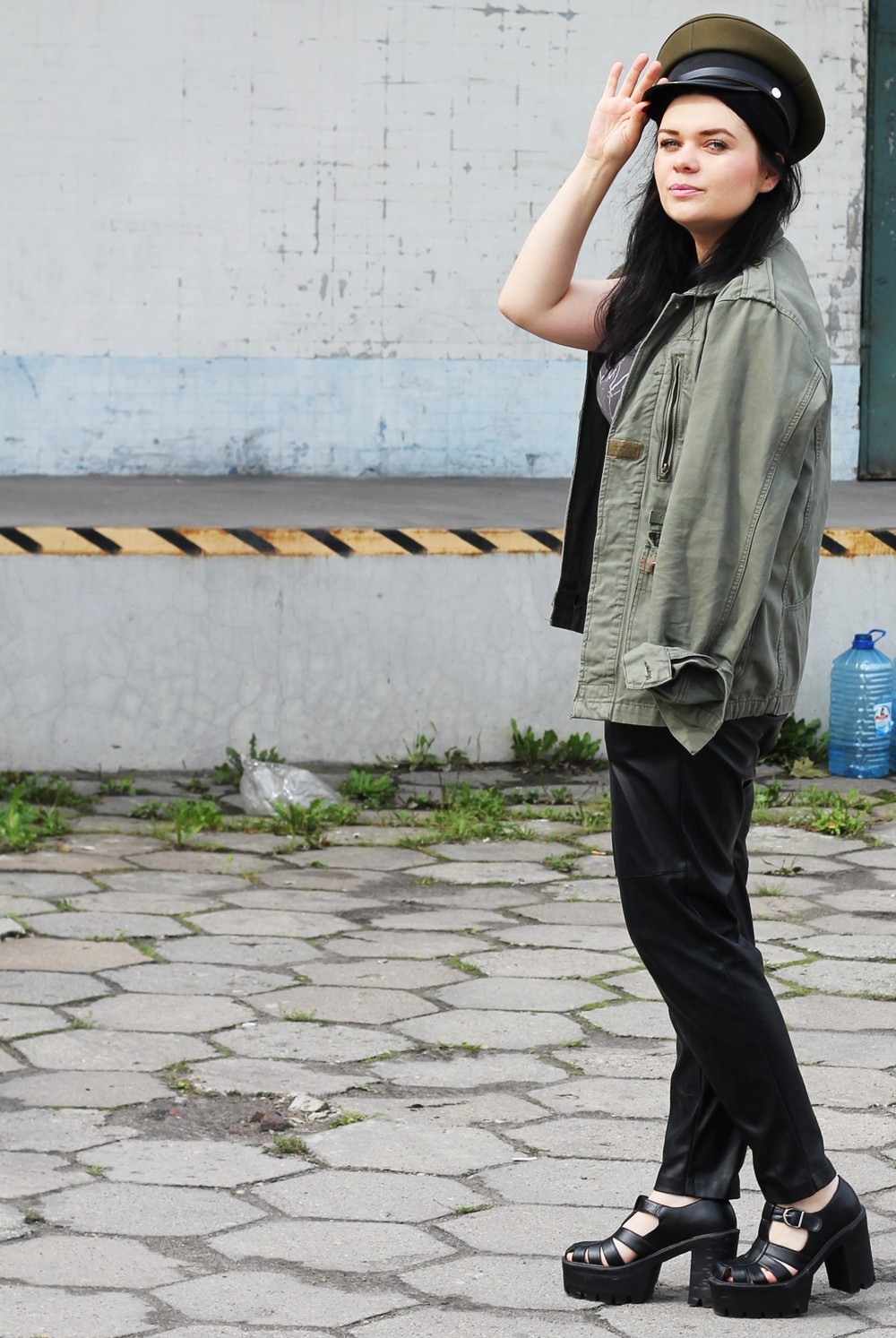 military style-leather pants-military hat- parka-led zeppelin (8)