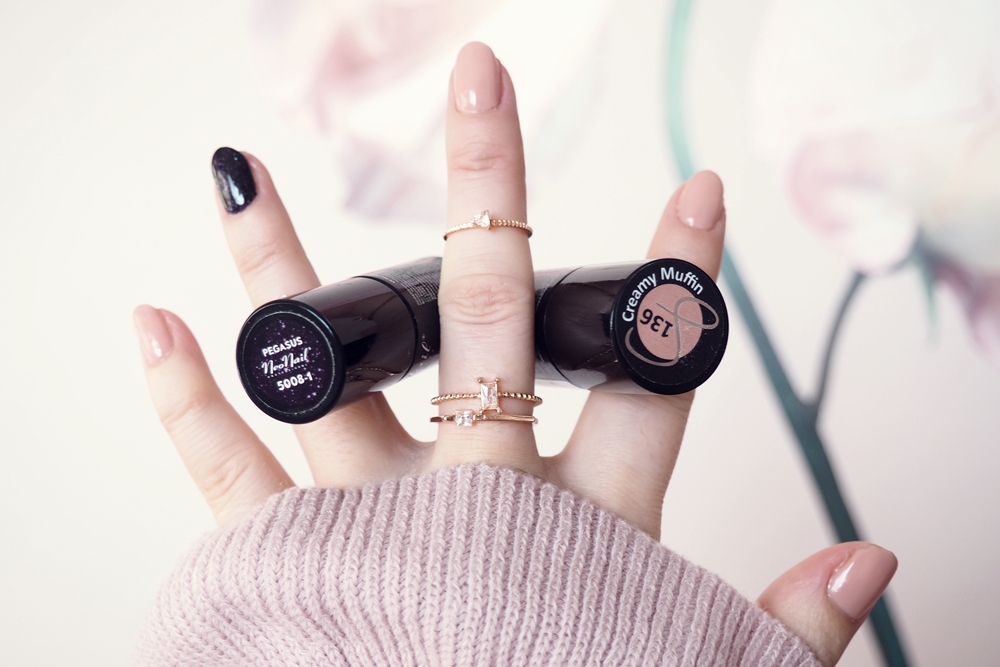 manicure-hybrydowy-semilac-neonail-nude-galaxy