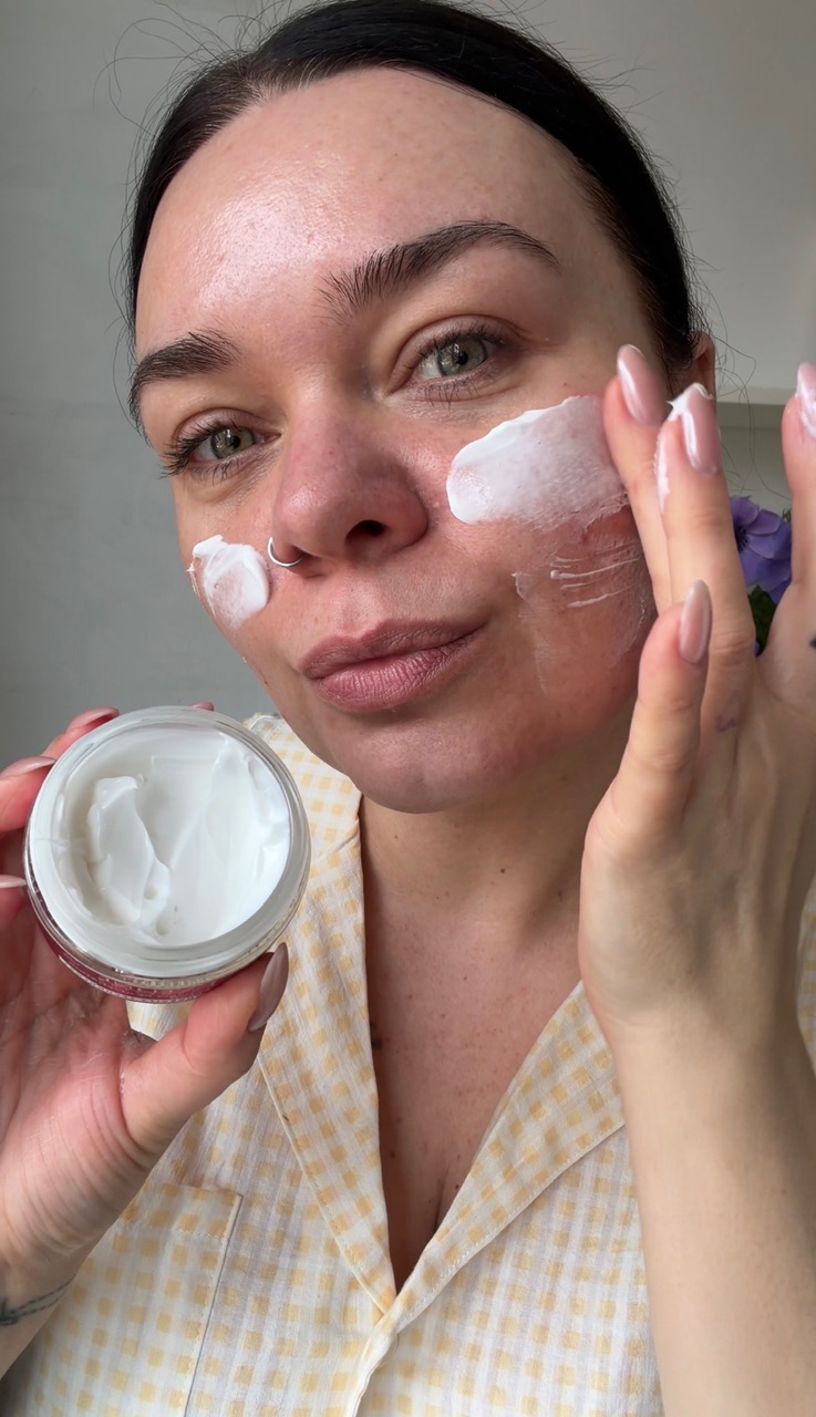 age-back-code-eveline-recenzja