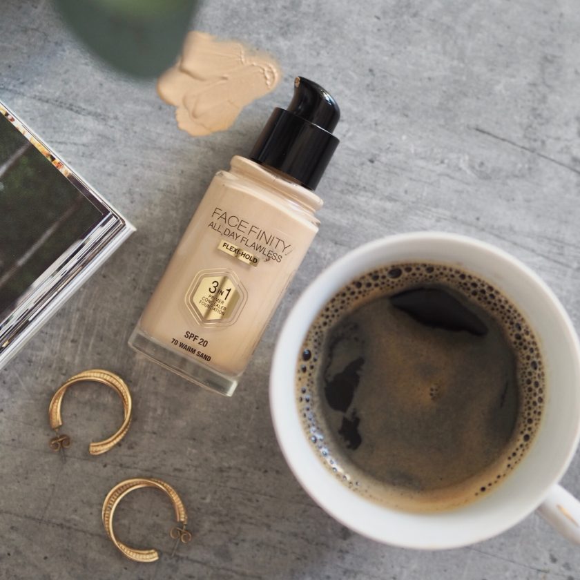Facefinity All Day Flawless